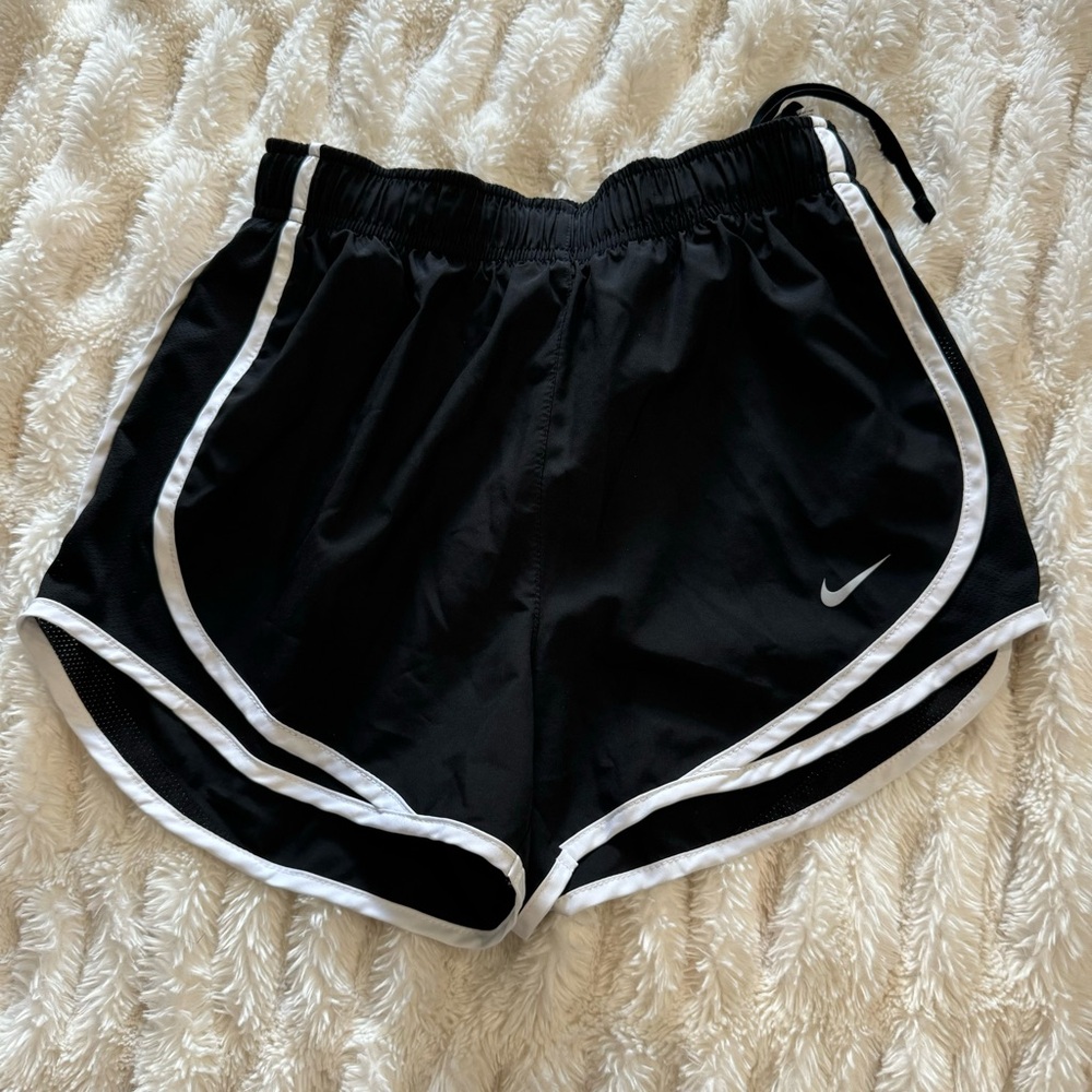 Nike Women’s Tempo Running Shorts XS
